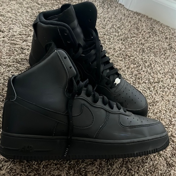 high top all black air force ones